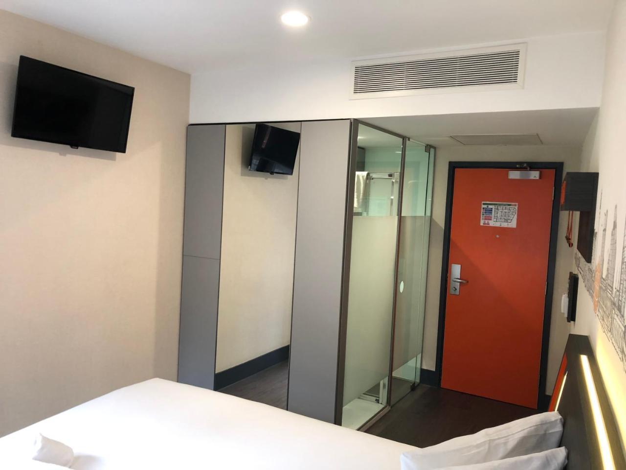 Easyhotel Бірмінгем Екстер'єр фото