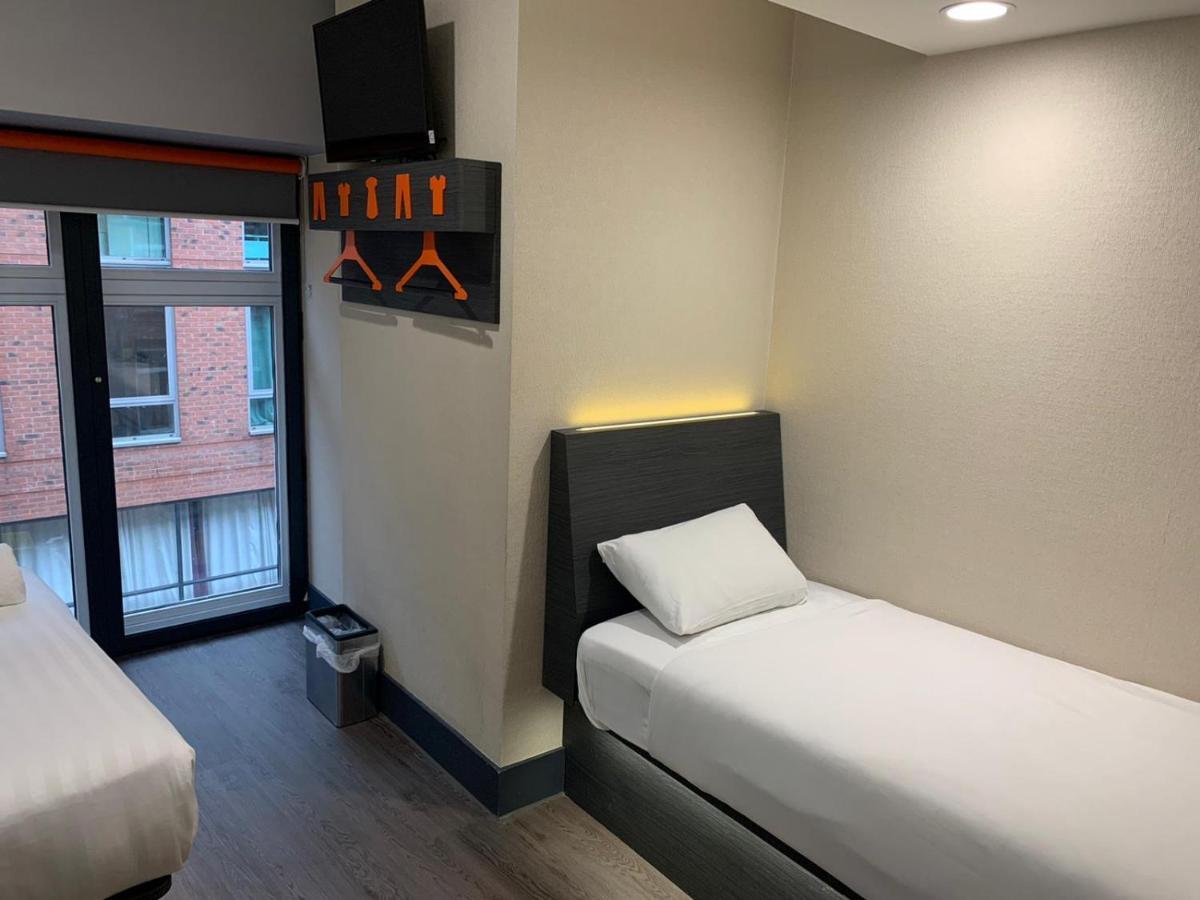 Easyhotel Бірмінгем Екстер'єр фото